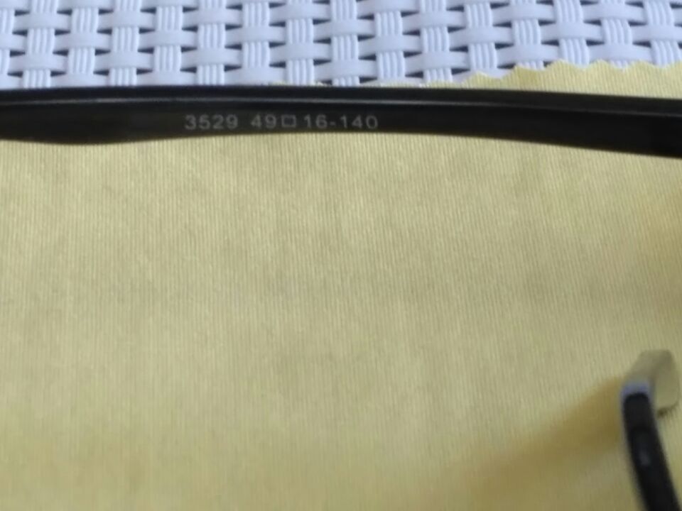 寰視眼鏡