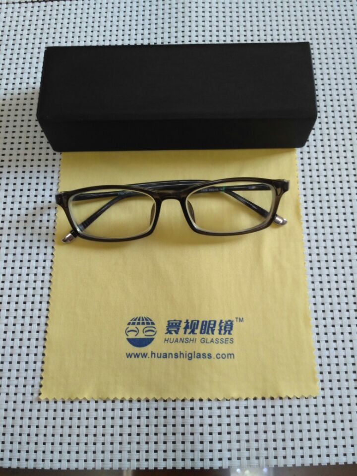 寰視眼鏡