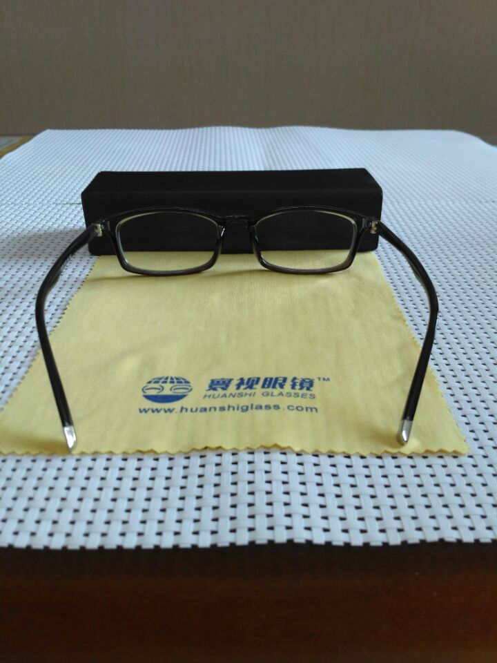 寰視眼鏡